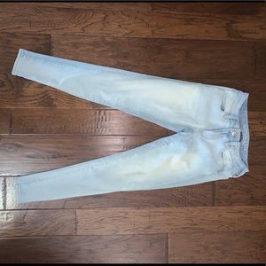 Light American Eagle Skinny Jeans
